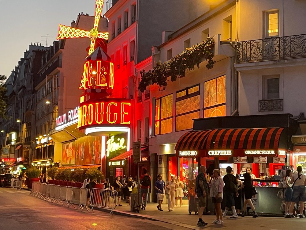 Moulin Rouge, 18th arrondissement of Paris